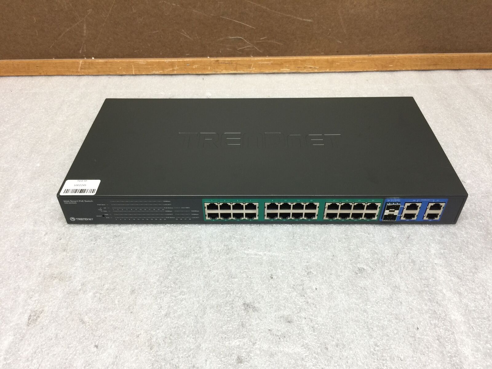 TrendNet TPE-224WS 24-Port 10/100 PoE Managed Switch, Tested/Working/Reset