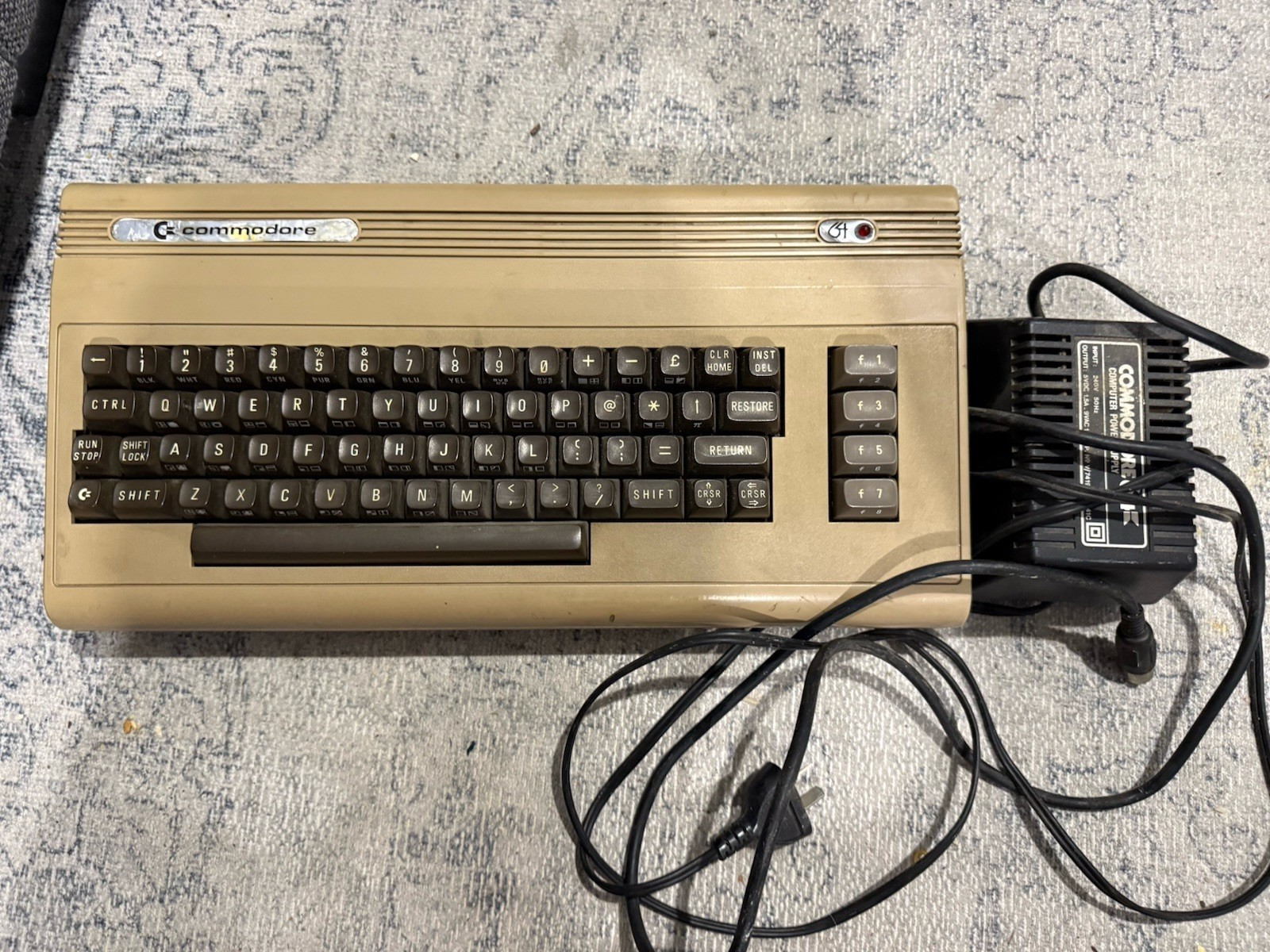 Commodore 64 C64 Silver Label PAL