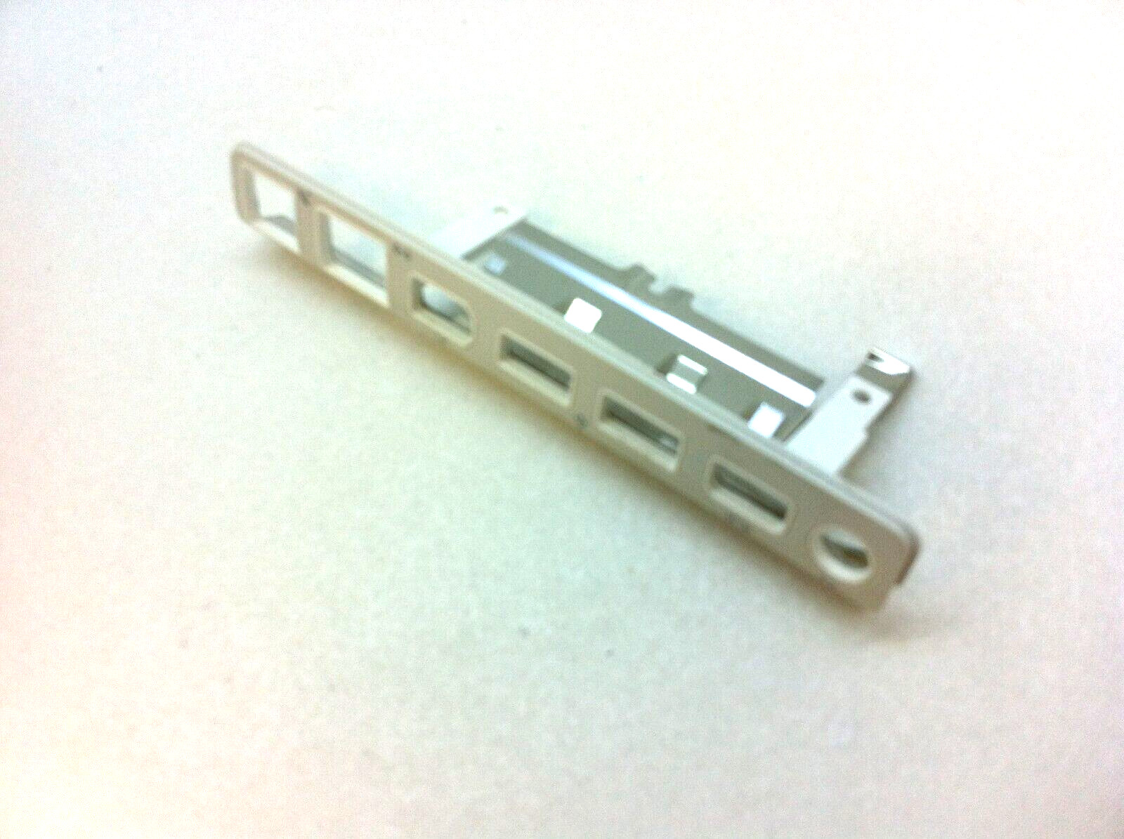 Apple G4 A1133 2005 M9846LL/A Laptop Side I/O IO USB Port Bezel Cover White 163