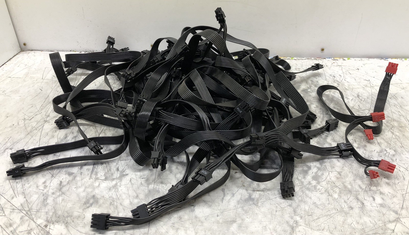 LOT OF 37 MODULAR PSU PCIE POWER CABLES TESTED WORKING RIBBON STYLE USED