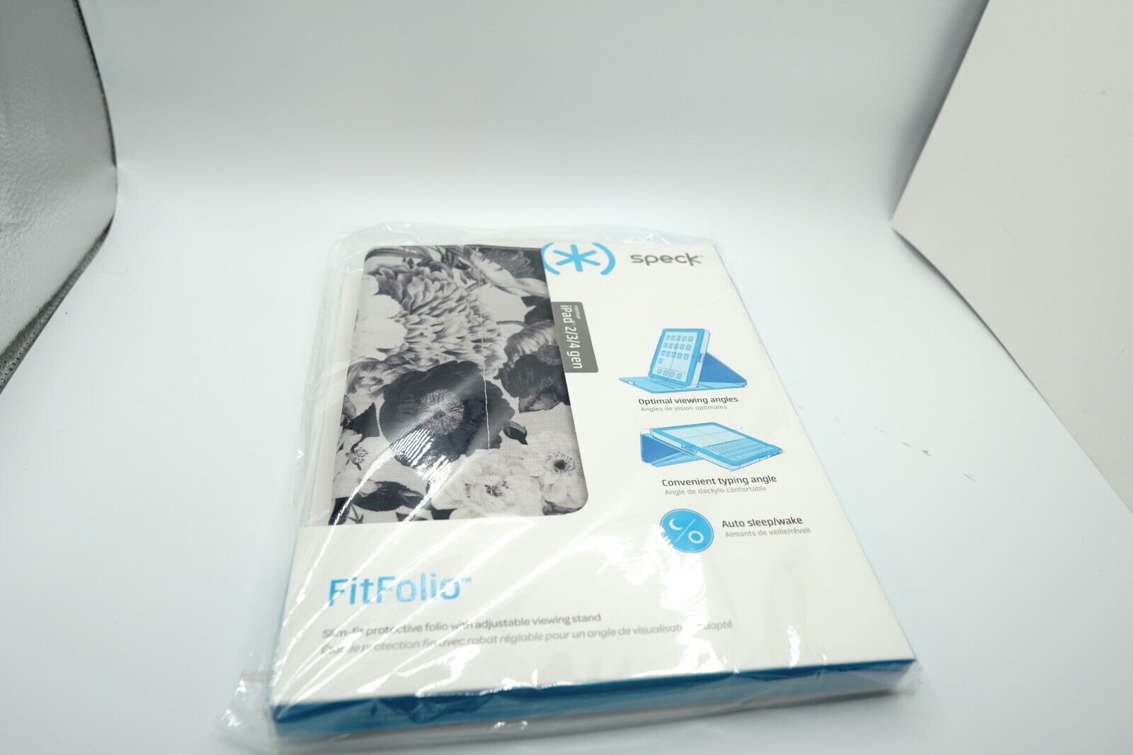 Speck FitFolio for iPad 2/ 3/ 4 Gen.  NEW in original plastic.