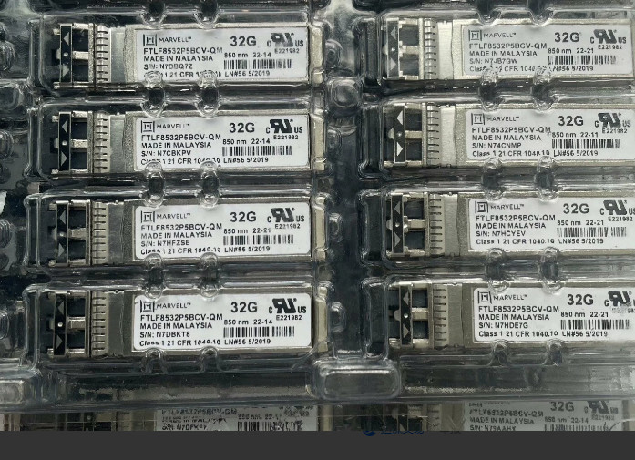 Marvell/Qlogic FTLF8532P5BCV-QM 32G Fibre Channel SW SFP+ Transceiver QLE2772