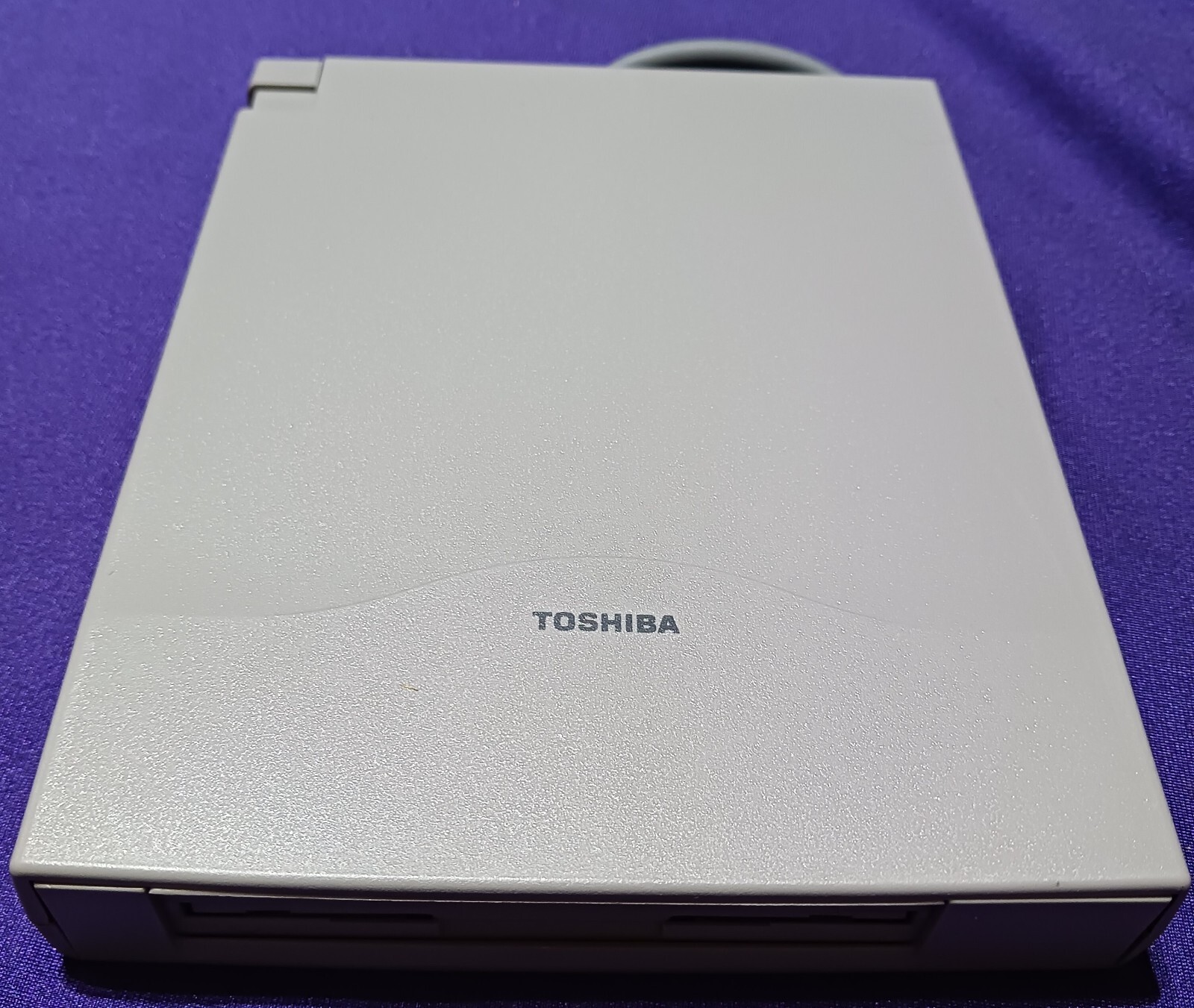 TOSHIBA External FDD Case/Floppy Drive Unit ONLY. MKZ0801A