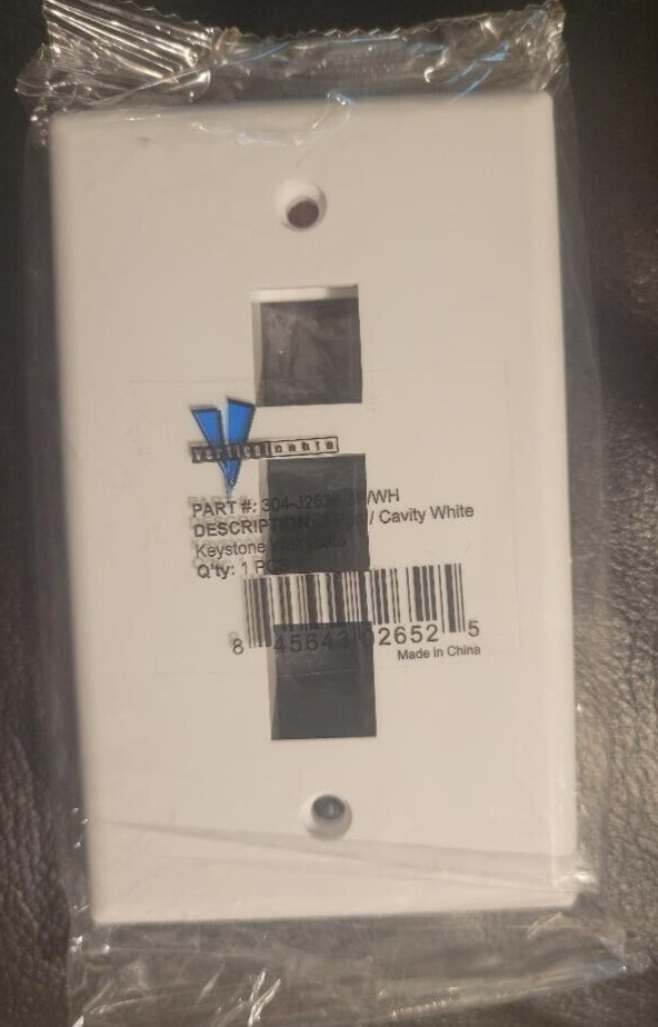 VERTICAL CABLE 3-PORT WHITE 304-J2639/3P/WH 1 EACH KEYSTONE PLATE