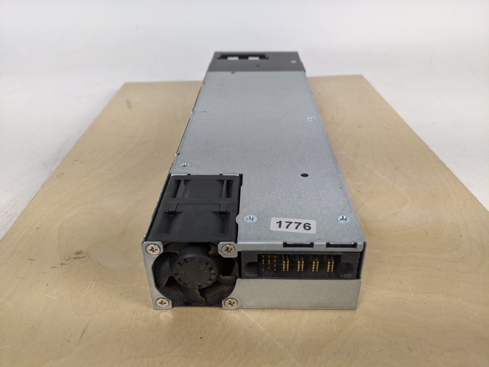 Delta  PWR-C2-1025WAC for Catalyst 3650 Series 1025W AC Power Supply