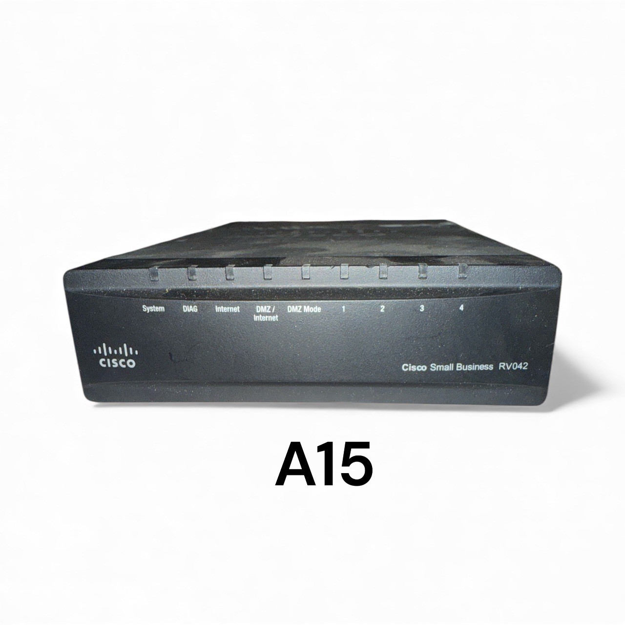 Cisco RV042G Small Business dual WAN VPN Router SN NKS17100088