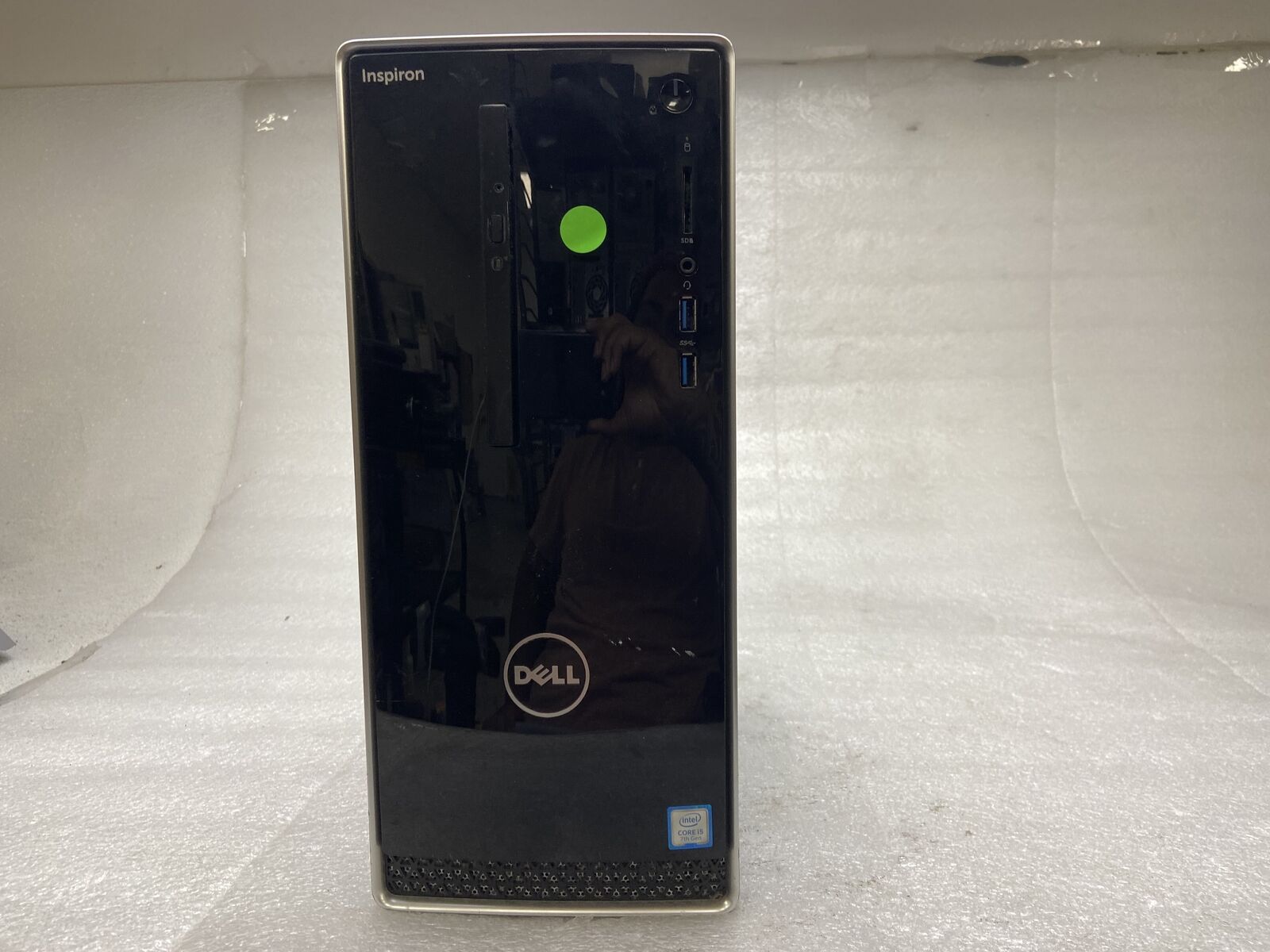 Dell Inspiron 3668 Desktop BOOTS Core i5-7400 3.00GHz 12GB RAM 1TB HDD NO OS