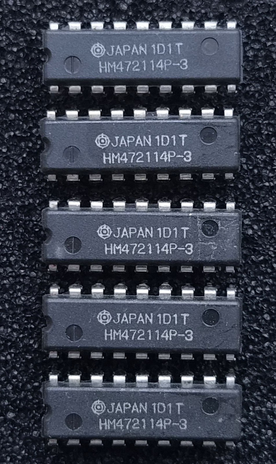 [5x] Hitachi HM472114P-3 2114 SRAM Chips for Commodore VIC 20 /VC20 Computer