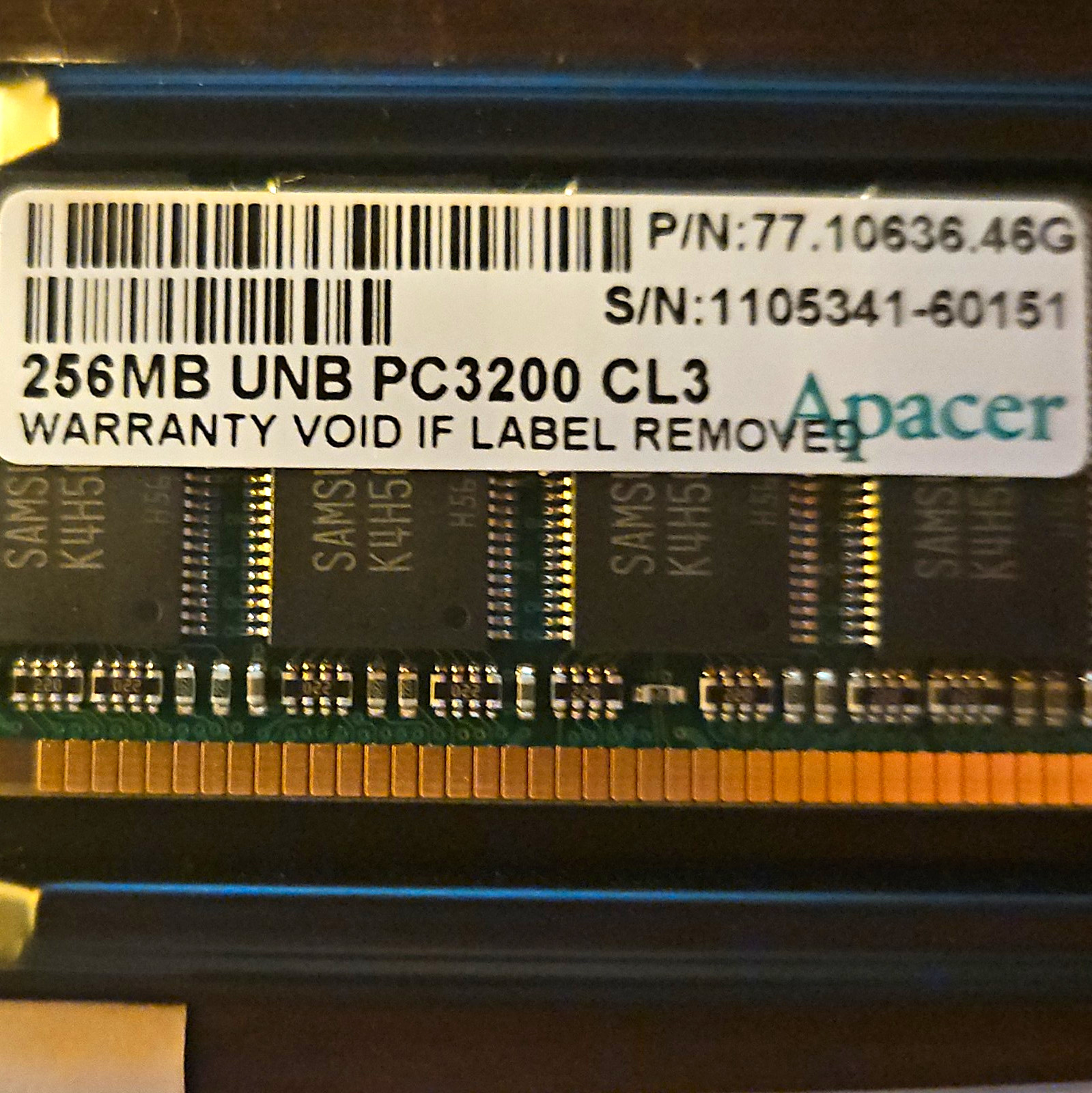 Apacer 256MB DDR1 SDRAM PC-3200 CL3 Unbuffered 184-Pin DIMM 77.10636.46G