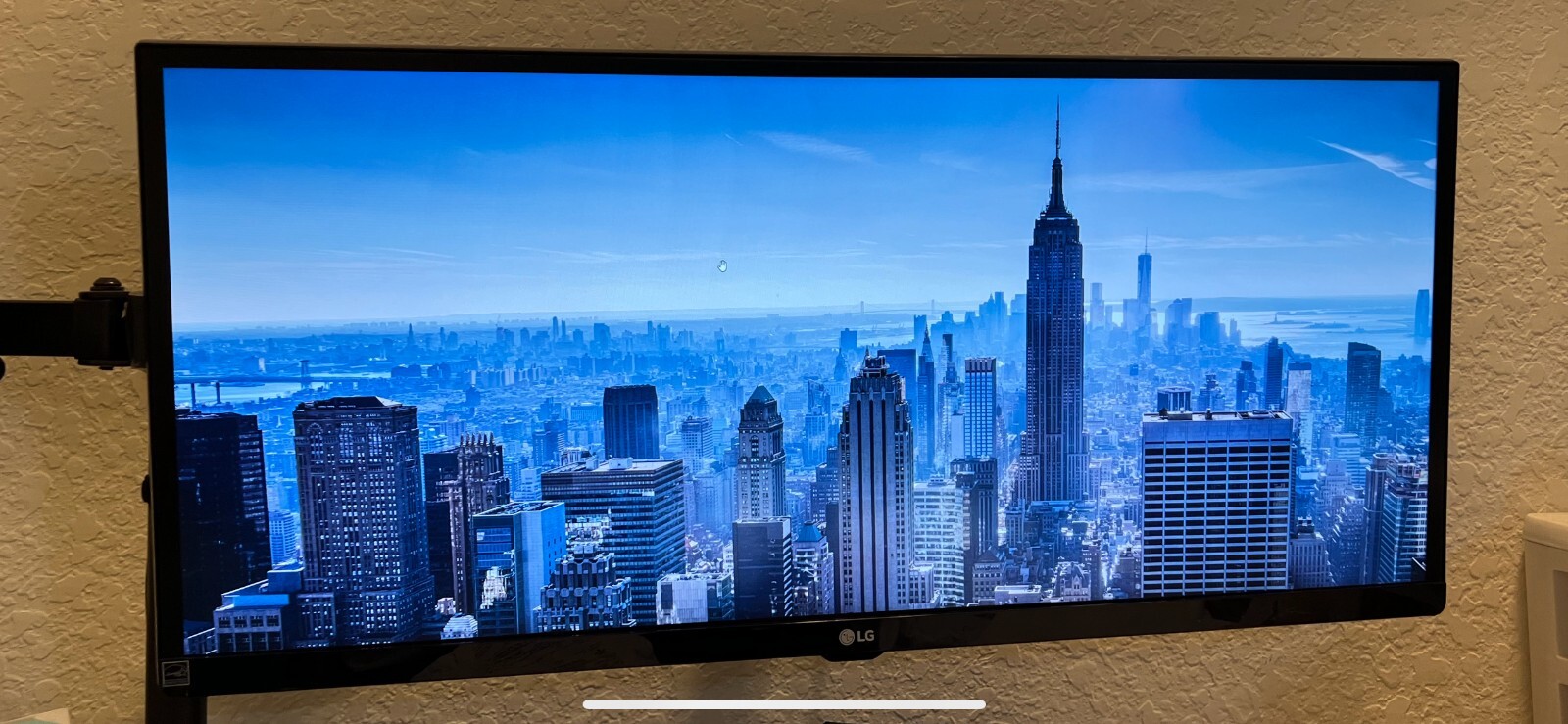 LG 29UM67-P 29" 2560x1080 2K 75Hz(OC) DVI,HDMI,DP, FreeSync,G-Sync Comp, Speaker