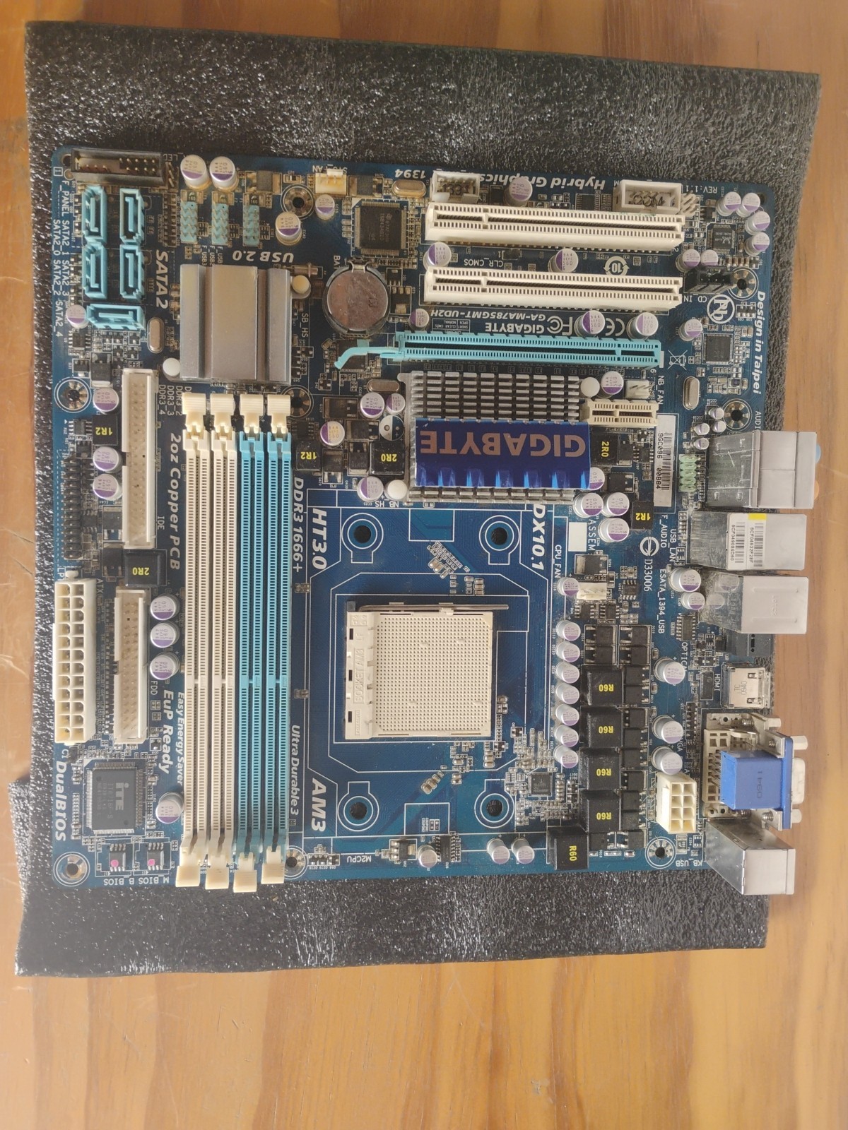 Gigabyte Technology GA-MA785GMT-UD2H, Socket AM3, AMD (GA-MA785GMT-UD2H Untested