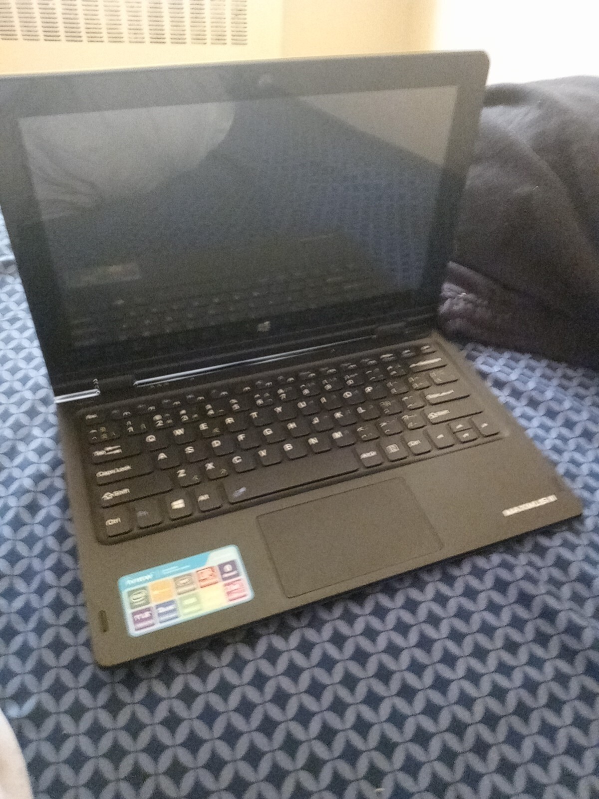 iView Maximus II 11.6” Convertible Touchscreen Laptop