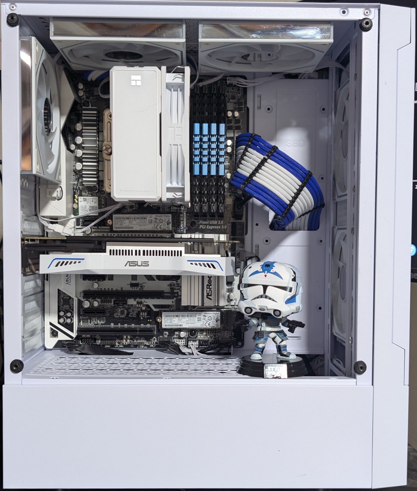 Theme Gaming PC: i7-7700, GTX 1050 Ti, 16GB RAM, 512GB NVMe, Win 11 Pro, Wifi 6e