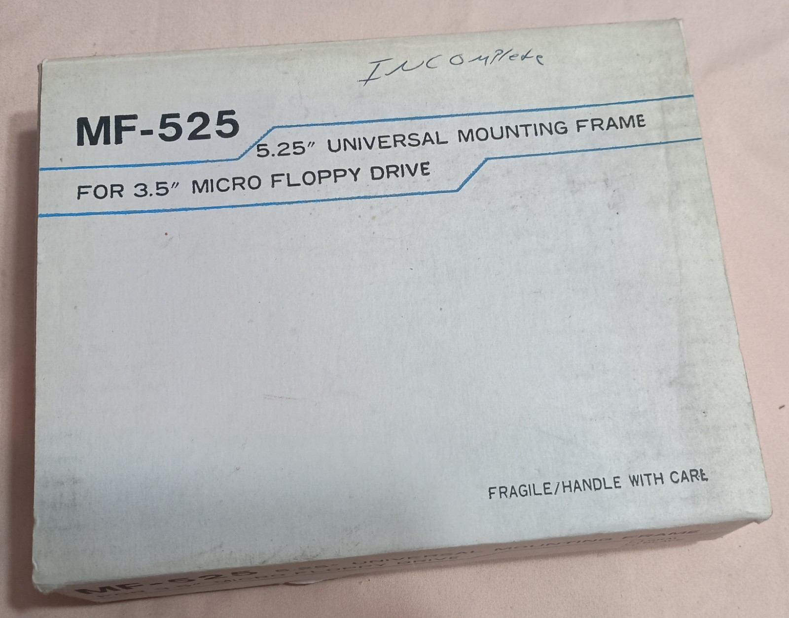 MF-520 5.25 Universal Mounting Frame for 3.5 Micro Floppy Drives New Open Box