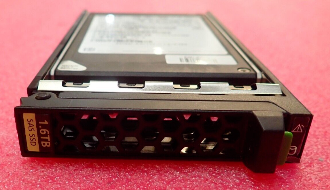 Fujitsu 1.6TB 2.5" SAS 12G MU Hot-Plug Solid State Drive SSD S26361-F5666-L160