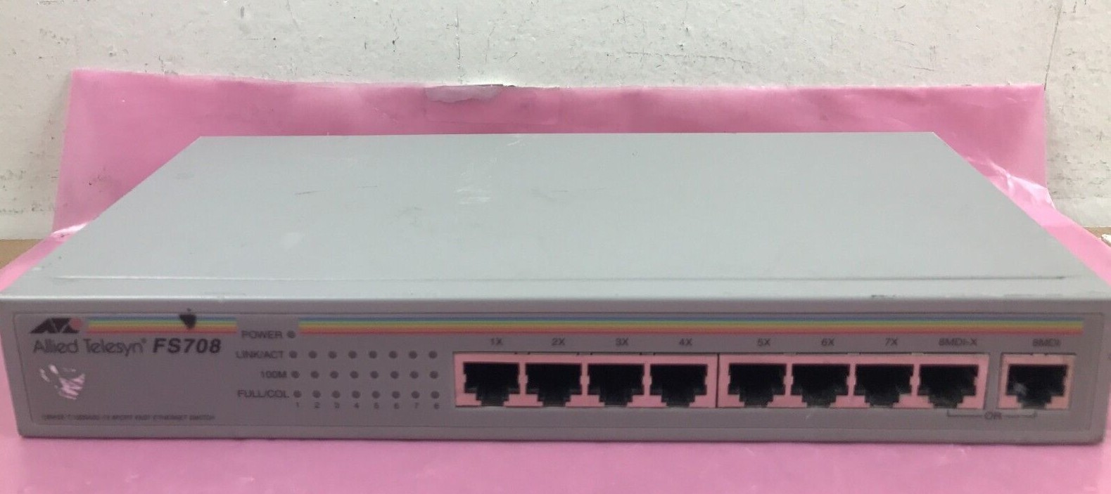 Allied Telesis AT-FS708 / POE 8 Port Switch 