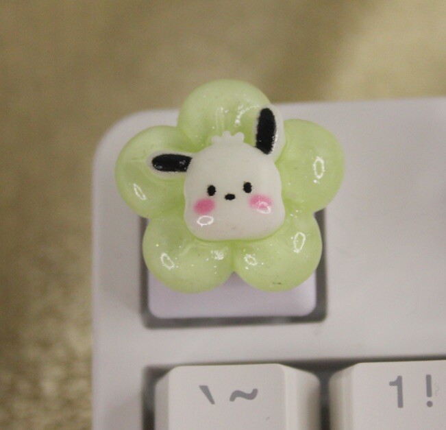 Sanrio Pochacco Keycap Hello Kitty Keycap R4 - 1pc