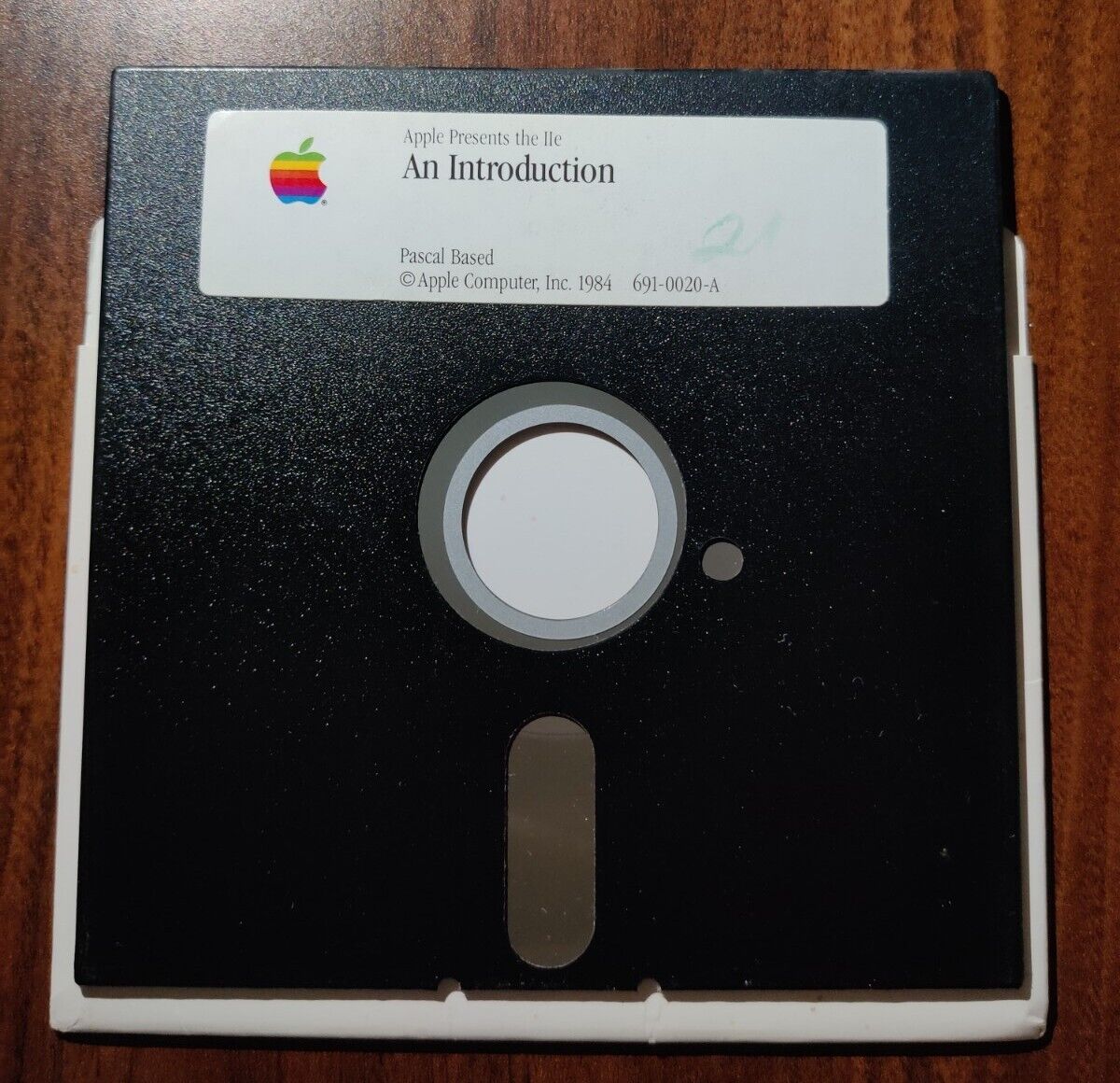 Apple Presents the IIe - An Introduction 5.25 1984 Vintage Disk II 