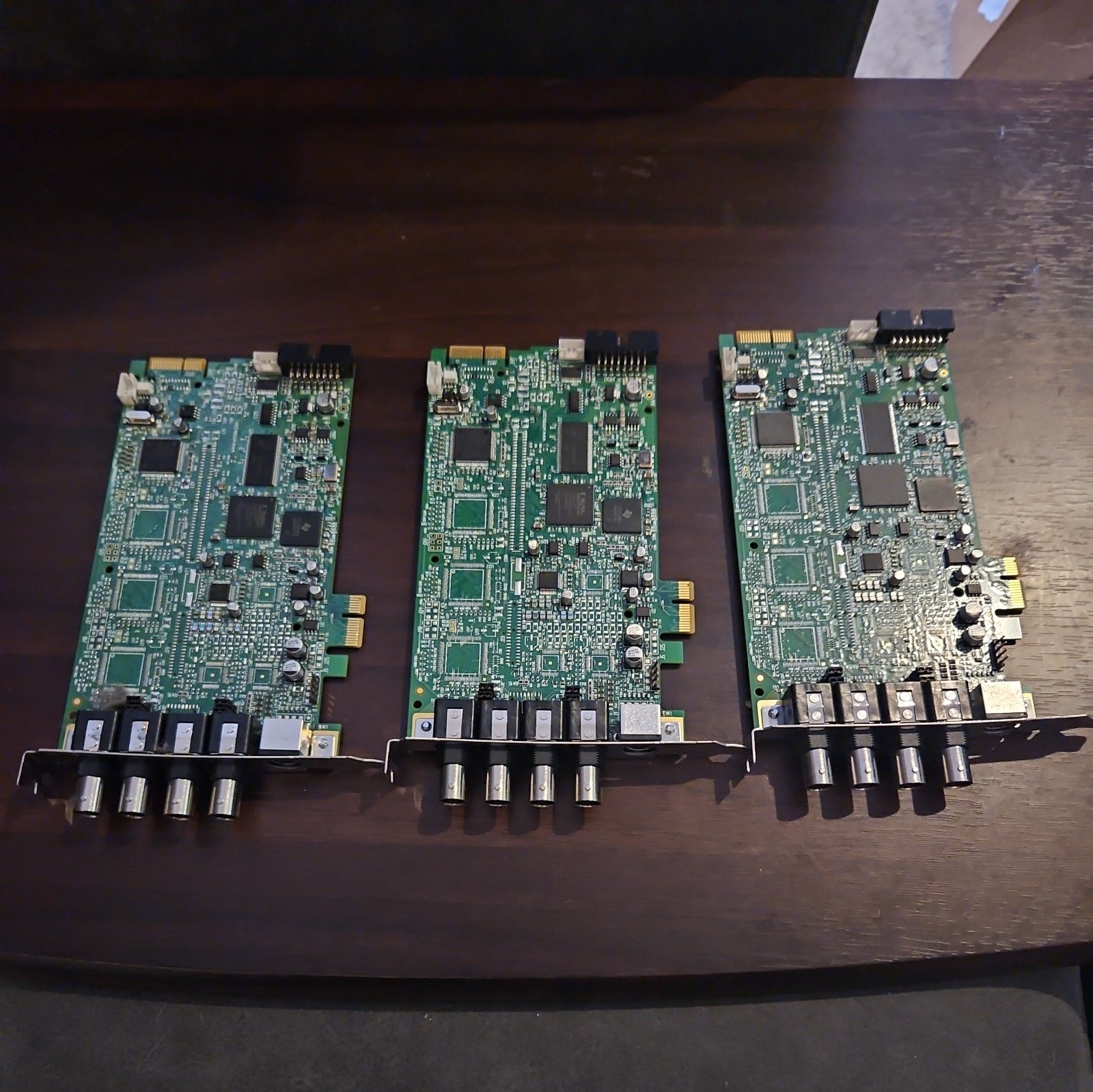 Lot of three Winnov Videum 4100 AV Xpress PCIe Audio Video Capture Cards