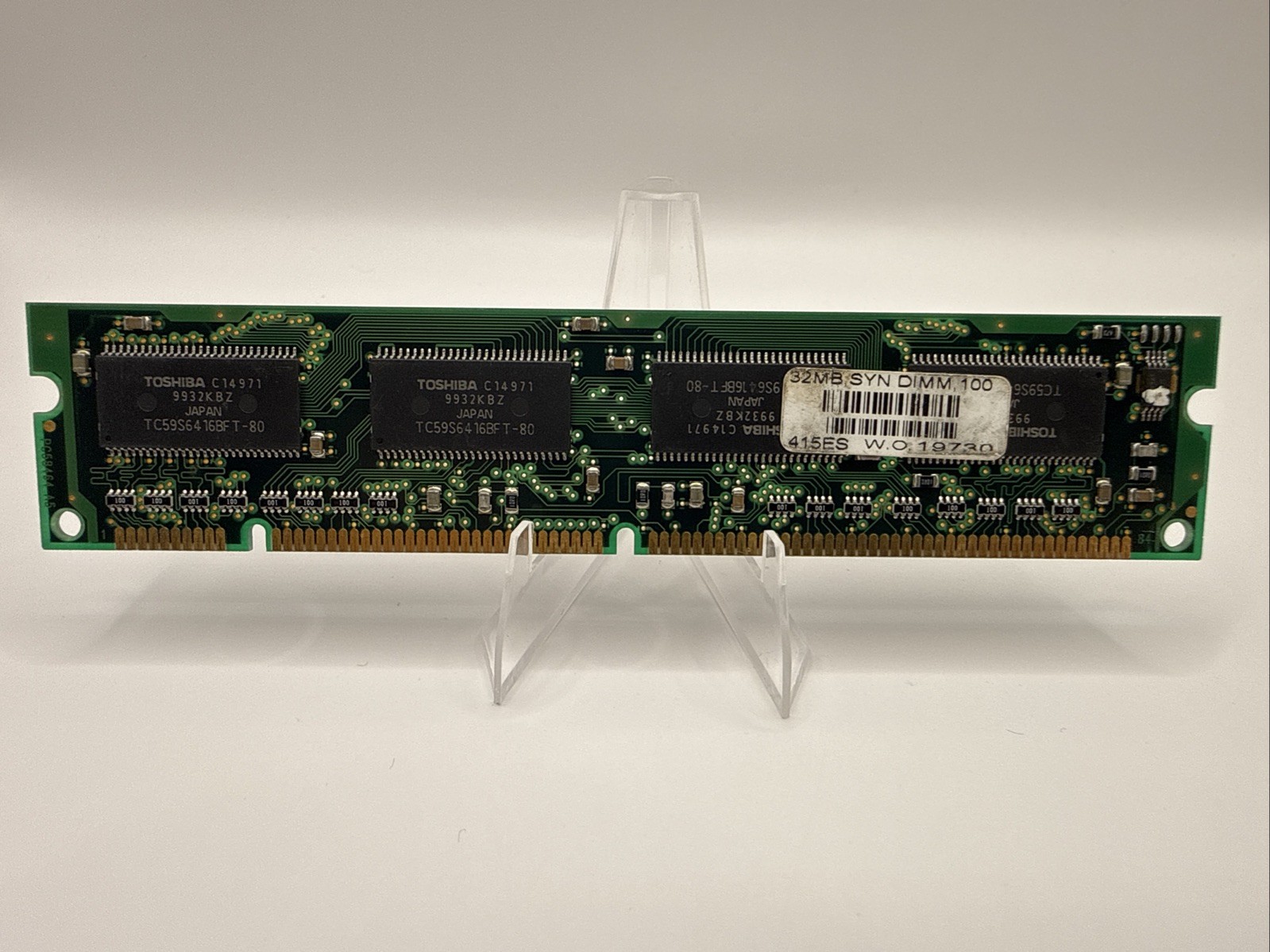 32MB PC100 SDRAM 168-Pin DIMM Desktop RAM Toshiba Chips Memtest86+ Tested
