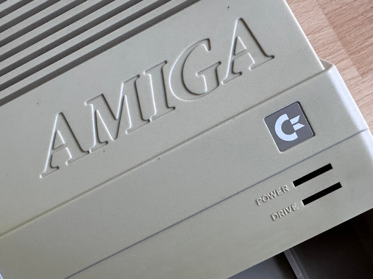 Amiga 500 Desktop Case/ Made IN Hong Kong S. S.No 006235 #15 24