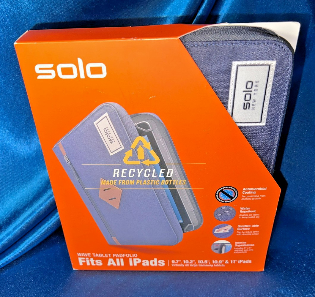 Solo Wave Tablet Padfolio - For Tablets - Navy - UBN173-5