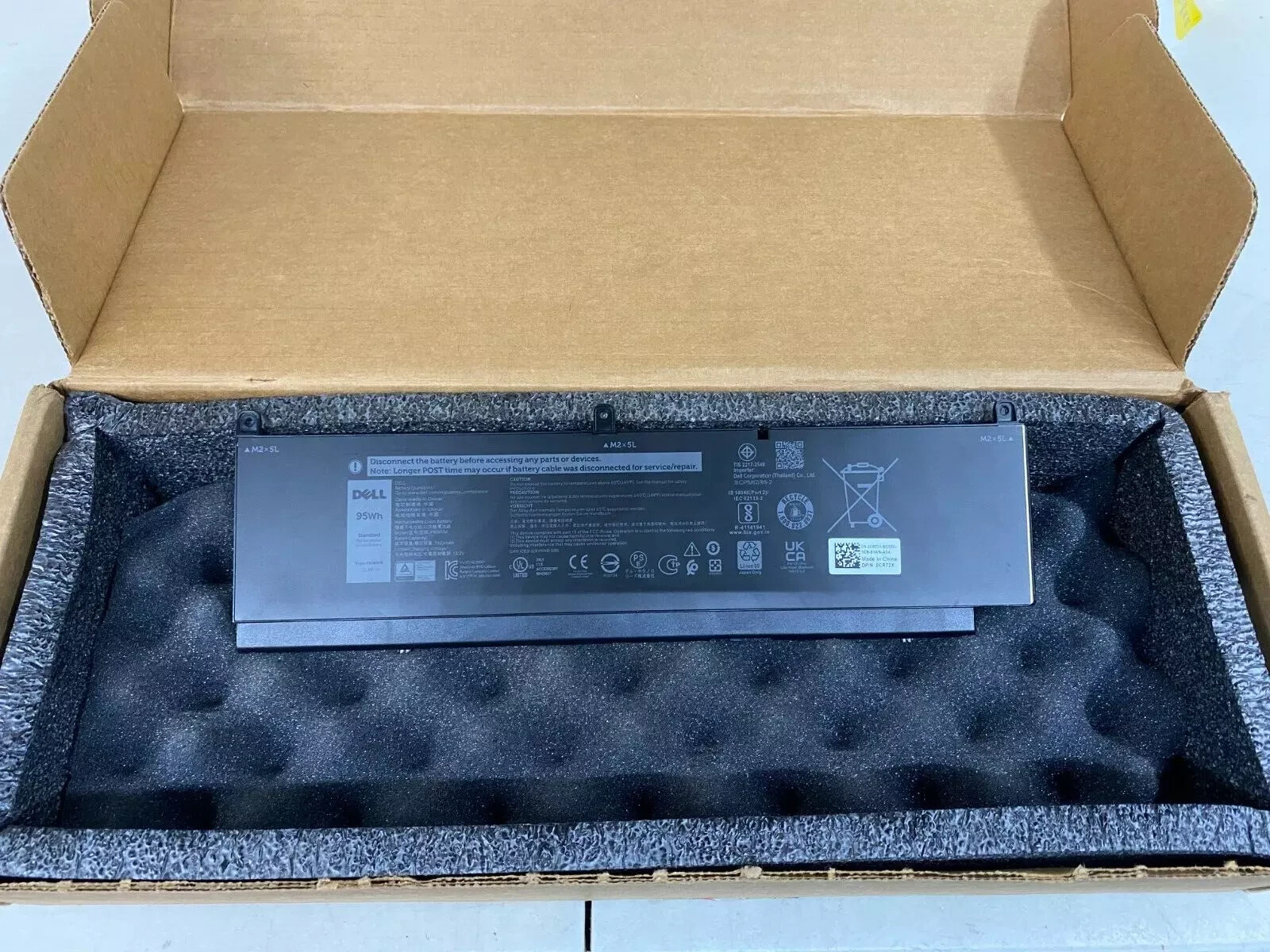 NEW GENIUNE DELL 95Wh Battery  7550 Precision (PKWVM) CR72X 17C06 447VR