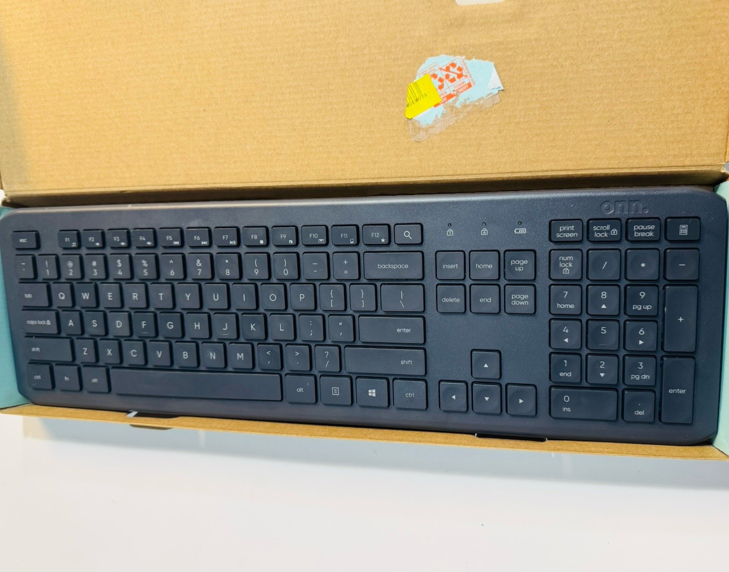 Onn Wireless Silent Fullsize Keyboard 106 Keys Open Box Needs Adapter