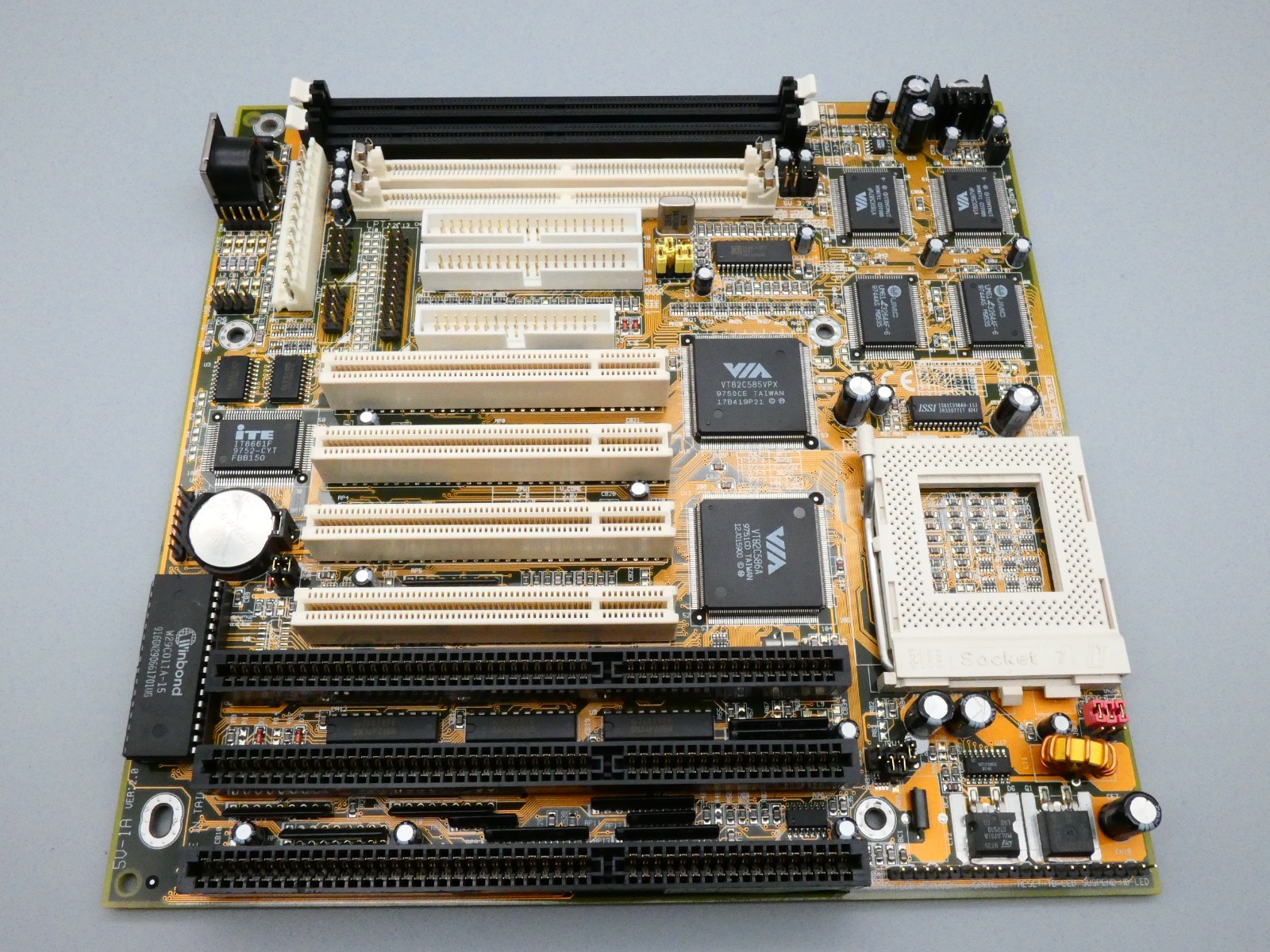 Lucky Star 5V-1A (rev 2.0) Motherboard  Apollo VPX/97 Chipset - Socket 7