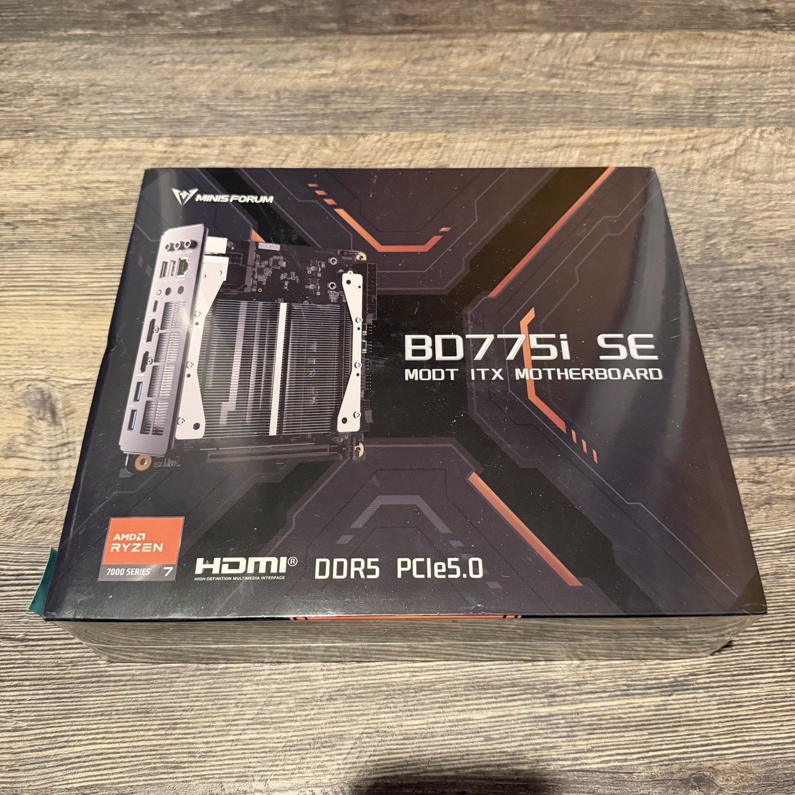 MINISFORUM BD775i SE Mini ITX Motherboard AMD Ryzen 7 7745HX Radeon 610M DDR5 AI