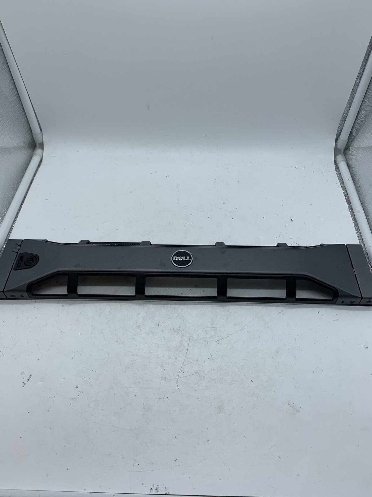 Dell PowerVault MD3220 Server Front Bezel No Key ~ 