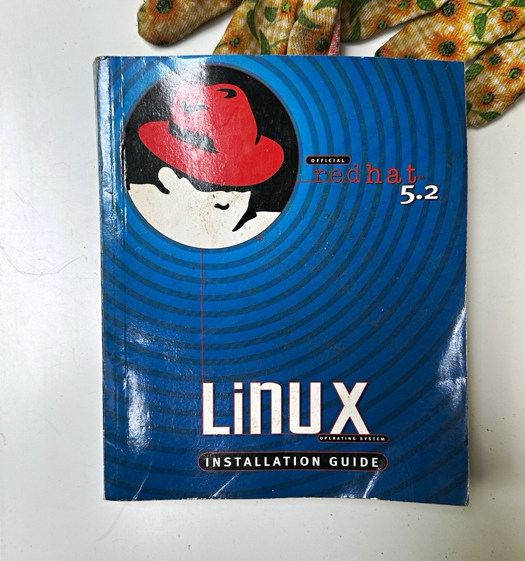 Red Hat Red Hat Linux 5.2 Operating System CD, English, Standard License