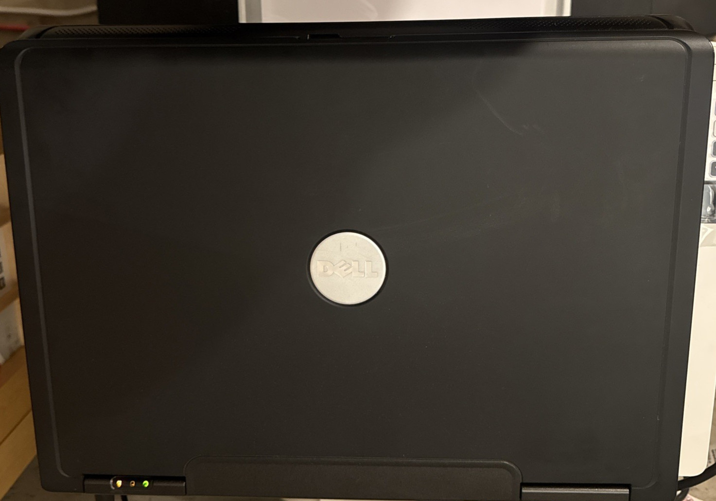 DELL VOSTRO 1000 LAPTOP - Boots To BIOS For Parts Or Repair