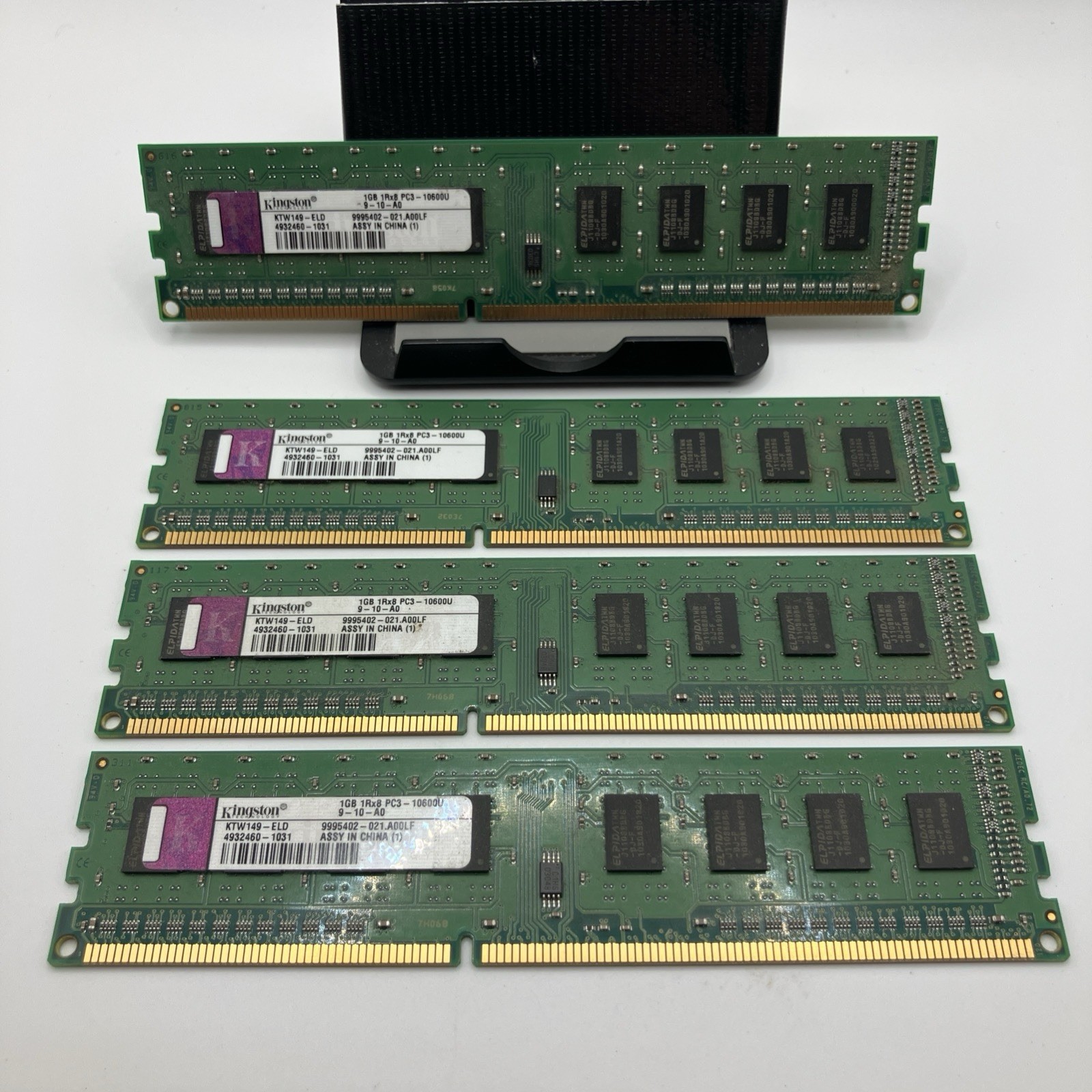 Lot ( 4 ) 1GB Kingston KTW149-ELD Desktop Memory PC3-10600U DDR3 1RX8