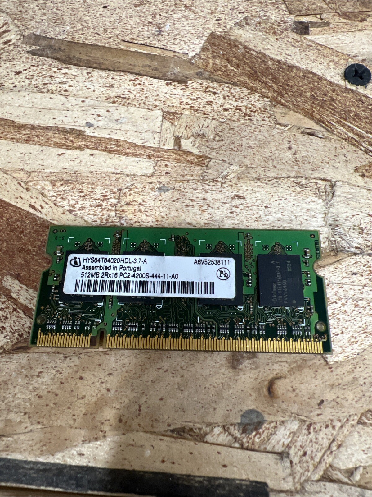 HYS64T64020HDL-3.7-A InfineoN LAPTOP MEMORY 512MB 2RX16 PC2-4200S-444-11-A0