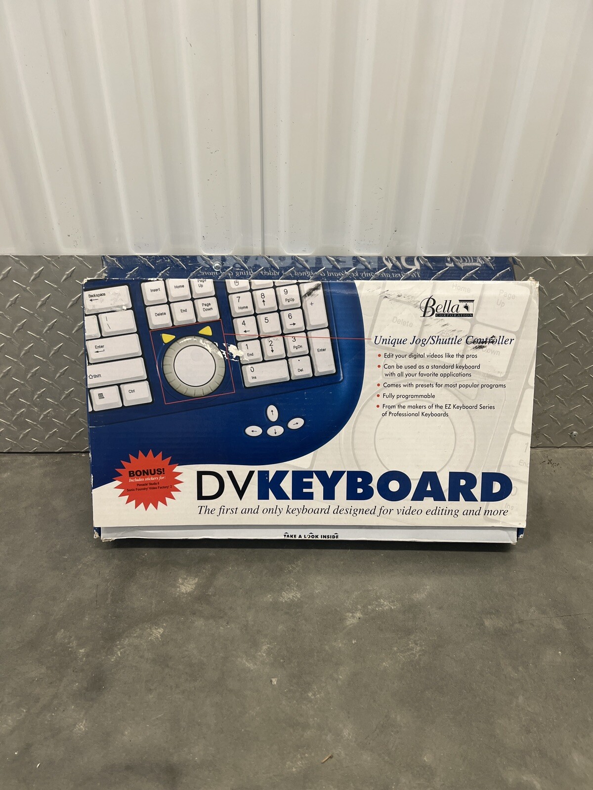 Rare Video editing Bella Shuttle Keyboard USB Retro 1101 Open box