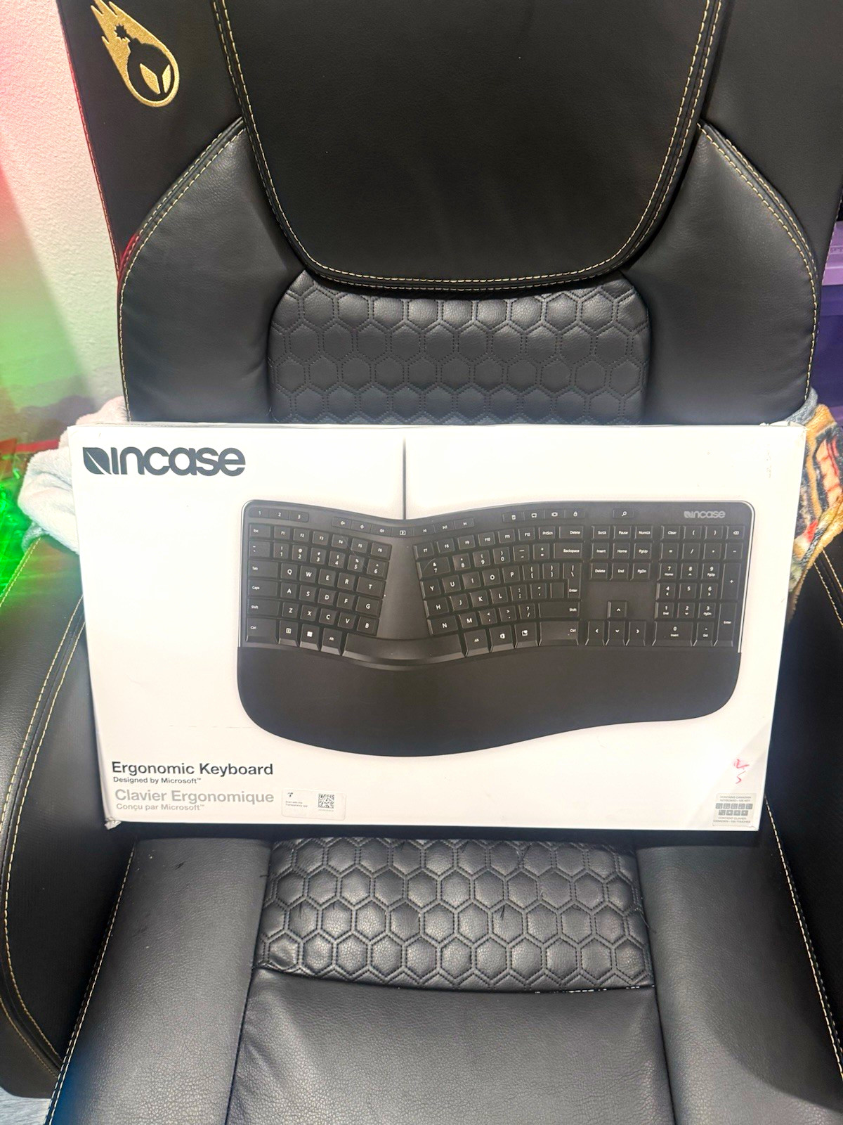 Incase Ergonomic Keyboard Black English QWERTY Standard Layout