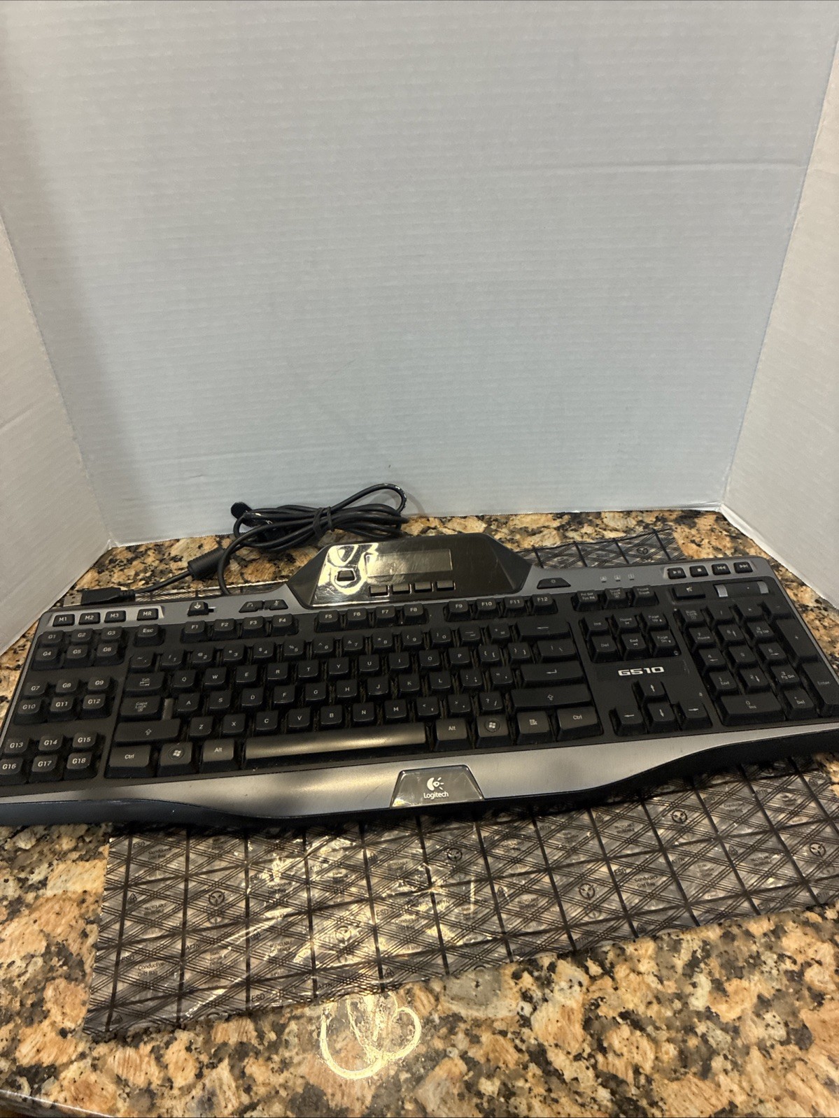 Logitech G510 Gaming Keyboard Y-U0010 820-003193 Wired GamePanel LCD 18 G-Keys
