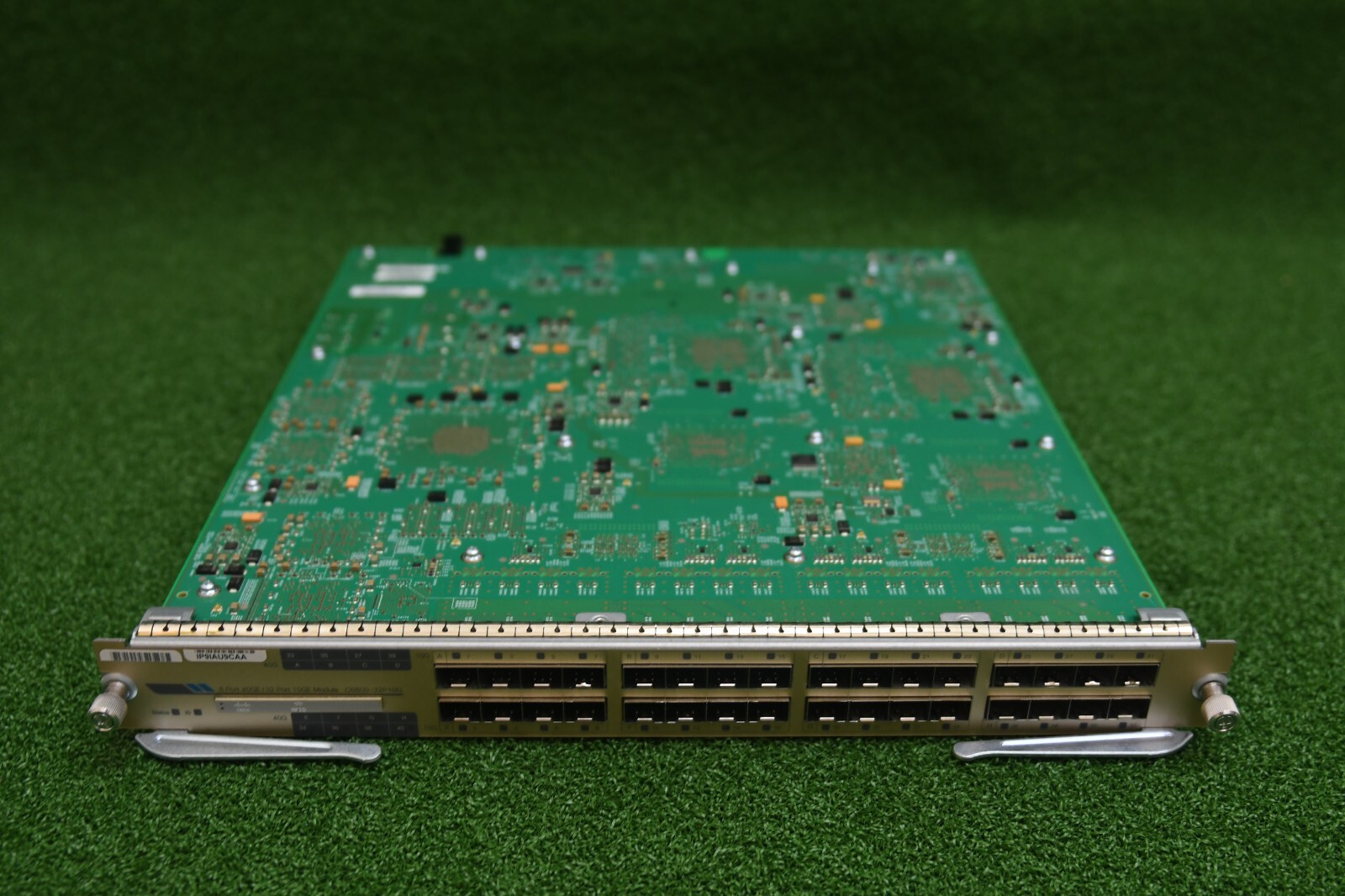 CISCO C6800-32P10G 32 Port 10GE w/ intergrated DFC4 Module Catalyst 6800