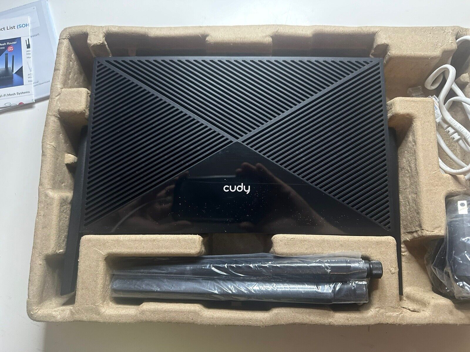 CUDY LT700 4G LTE Cat 6 Wi-Fi Router AC1200 Black (Wi-Fi) - Excellent Condition