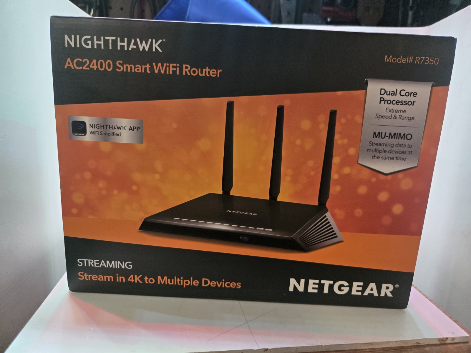 Netgear Nighthawk AC2400 Smart WiFi Router Model R7350 OPEN BOX