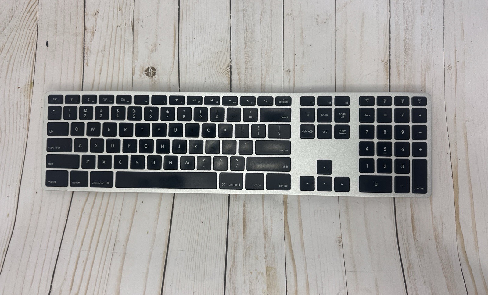 Matias FK418BTLSB Backlit Bluetooth Wireless Aluminium Keyboard For Mac