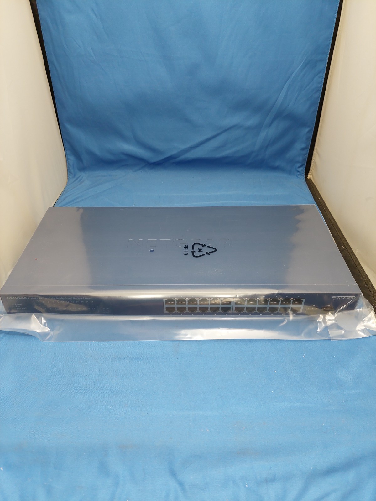 Netgear GS724TP-200NAS 24-Port Gigabit PoE+ Smart Managed Pro Switch NEW SEALED