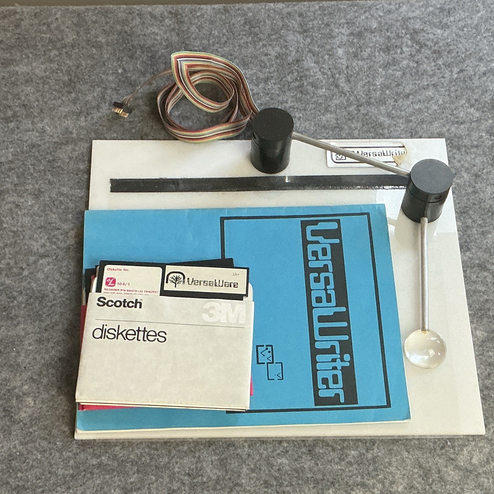 Apple II Versa Computing, Inc. Vintage VersaWriter Reference Manual w/ Diskettes