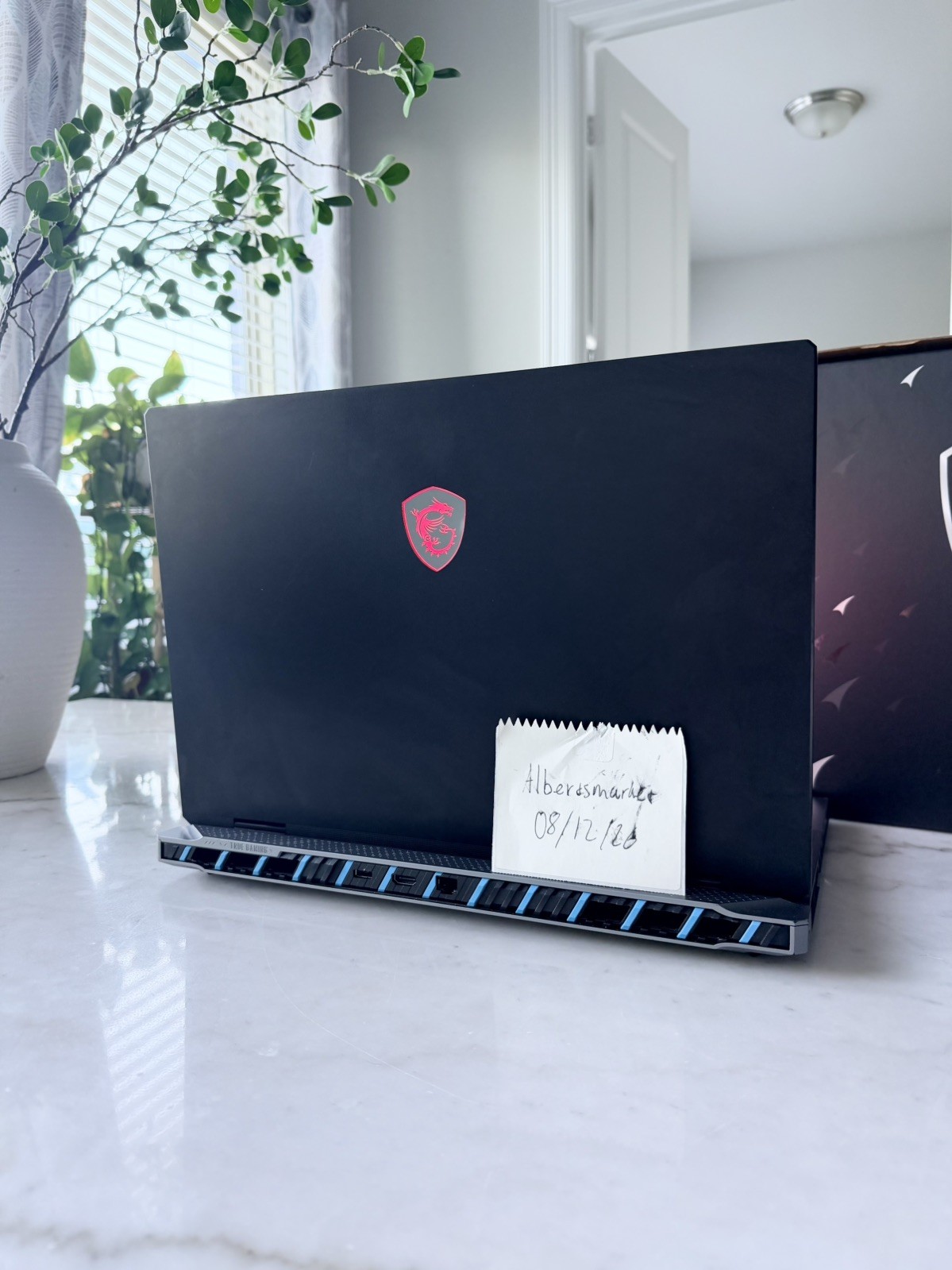 MSI Titan 18 - 18" RTX 5080 Gaming Laptop - Intel Ultra 9-285HX - 64GB Ram 4TB 