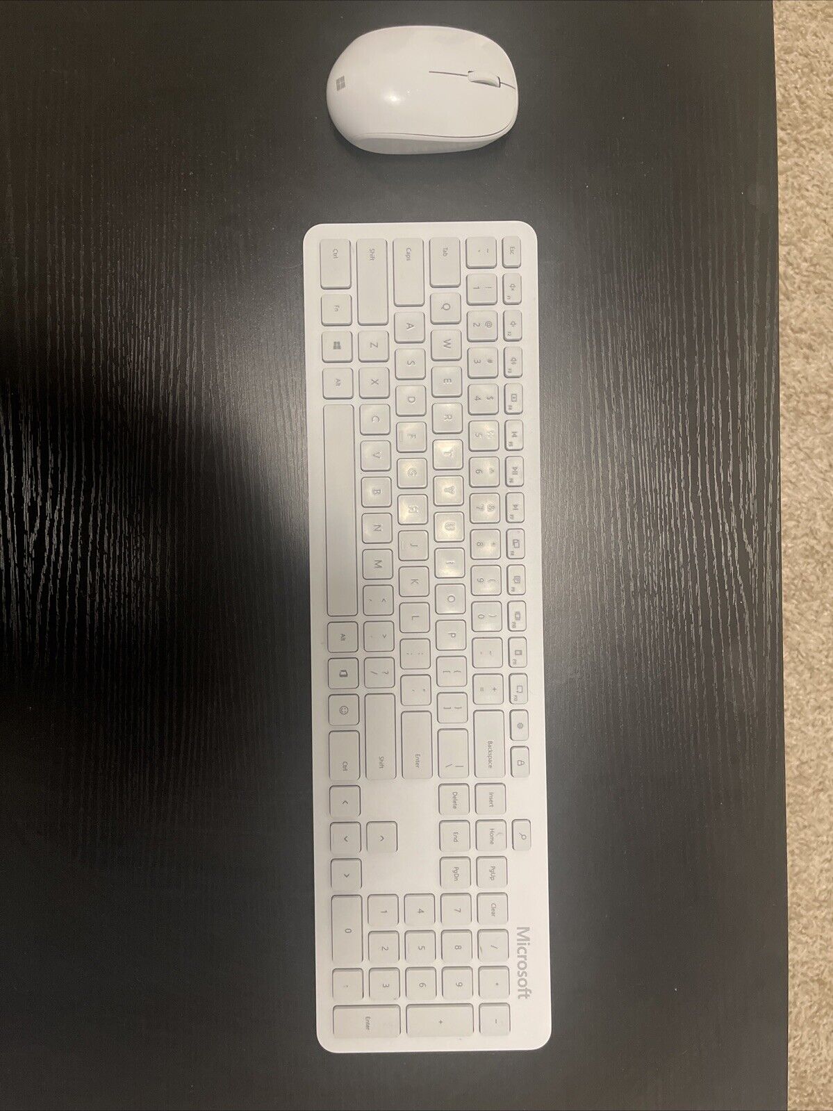 Microsoft QHG-00031 Bluetooth Keyboard and Mouse