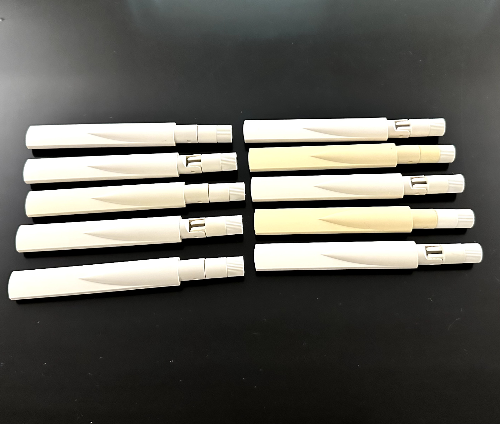 Bulk 10-Pk  Aruba AP-ANT-1W 2.4/5GHz 4/6dBi Omnidirectional Indoor Antenna| Used