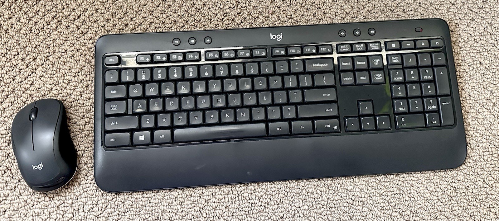 Logi Wireless Keyboard K540 and Mouse M310 Set with USB Dongle Logitech