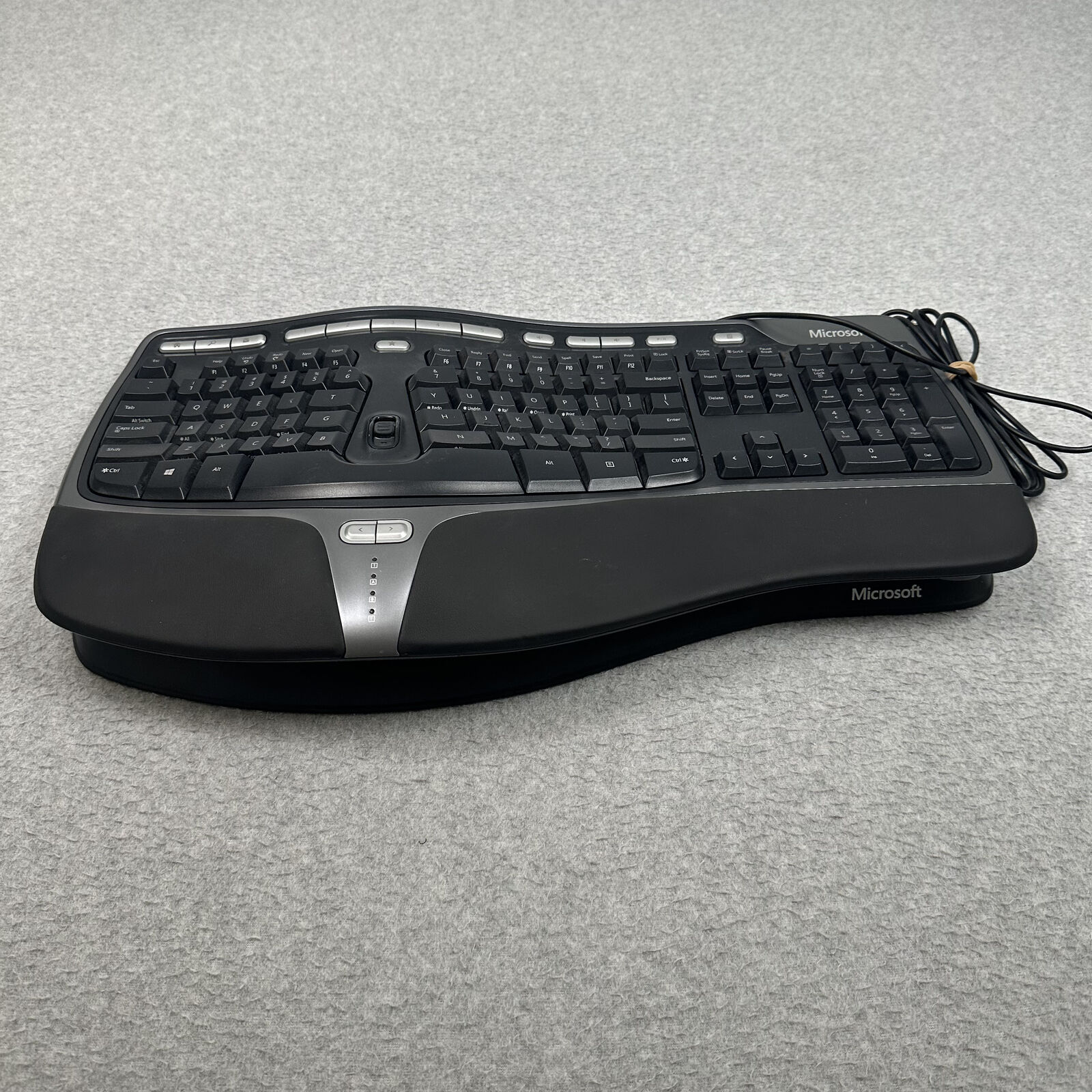 Microsoft keyboard black Natural Ergonomic 4000 v1.0 Model 1048 KU-0462 W stand