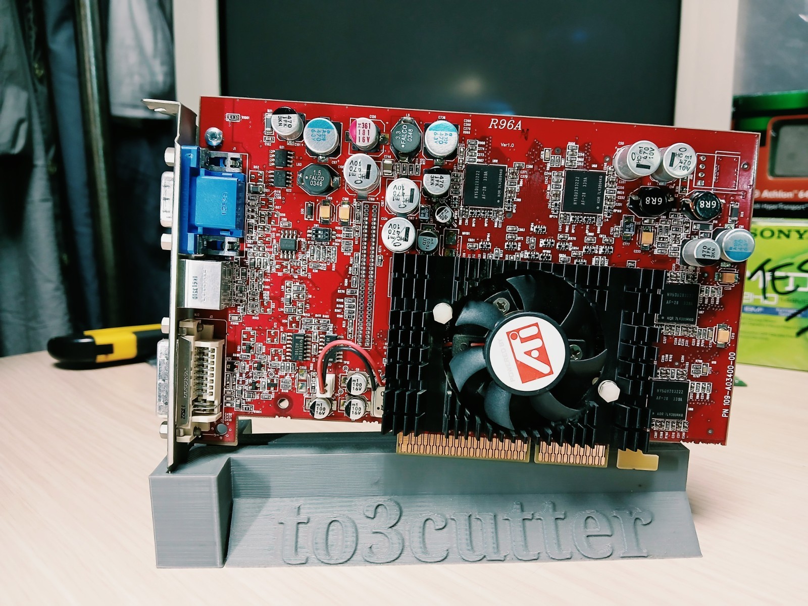 Powercolor ATI Radeon 9600 PRO  128MB 128-bit AGP8x RETRO BOARD - GAMING VGA